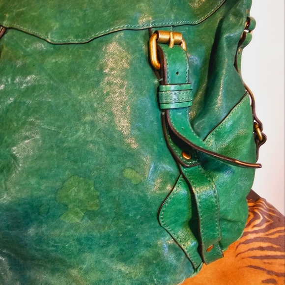 JUICY COUTURE Teal Dist. Leather Handbag Vintage EUC - Picture 3 of 9